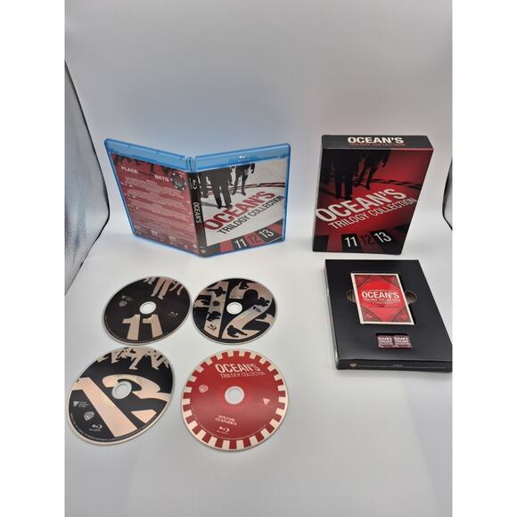 Ocean's Trilogy Collection 11 12 13 Playing Cards and Dice (Blu-Ray 4 Disc Set) - Picture 1 of 13
